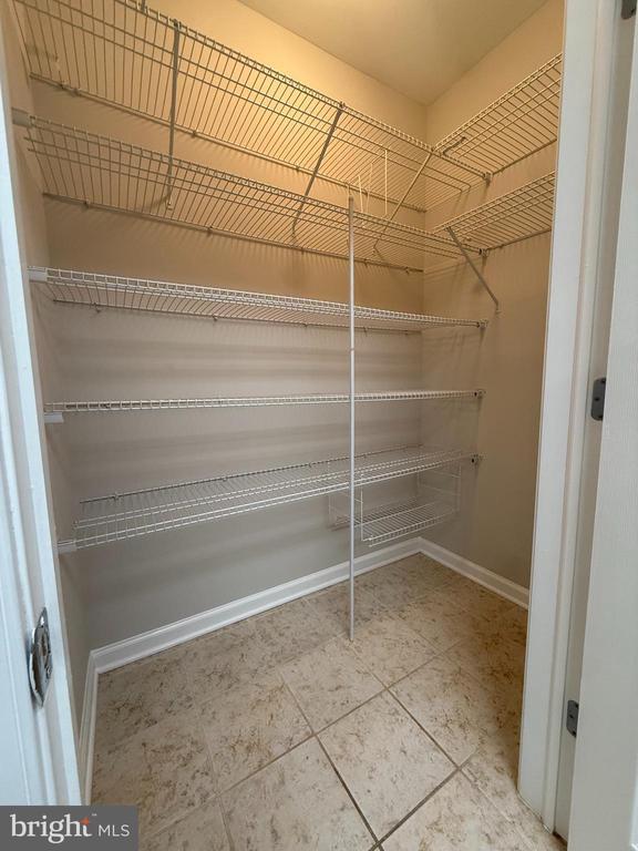 Building Photo - 1136 Halifax Pl