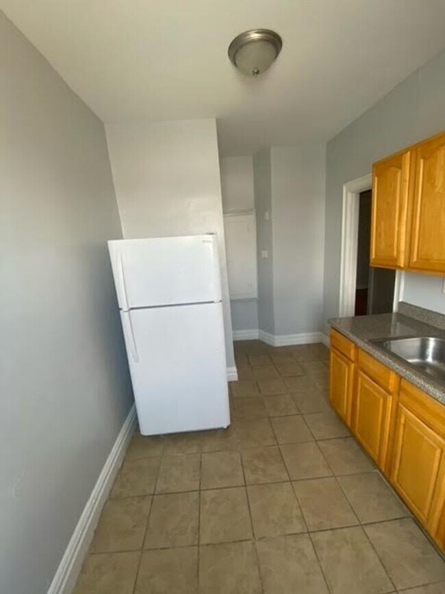 Foto del interior - 3656-The Hampshire House, LLC