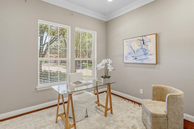 Building Photo - 18 Wyndehaven Lakes Drive