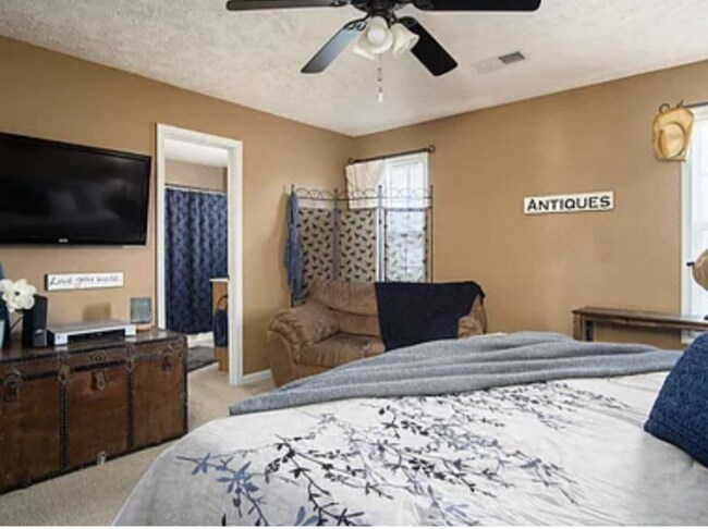 Foto del edificio - 40 Garden Gate Dr