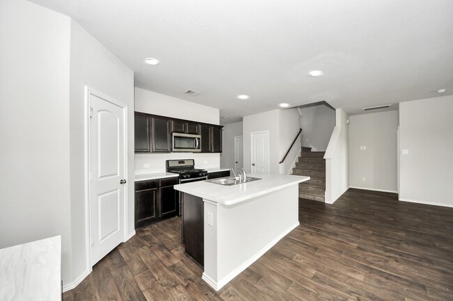 Foto del edificio - 21003 Seneca Willow Wy