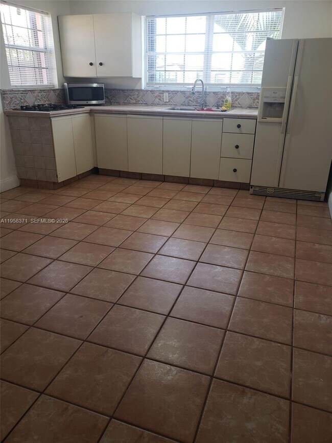 Foto del edificio - 4610 SW 116th Ave