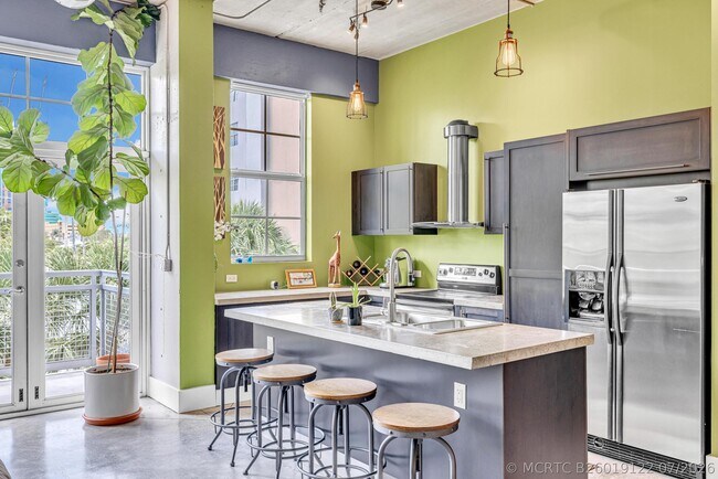 Foto del edificio - 425 N Andrews Ave