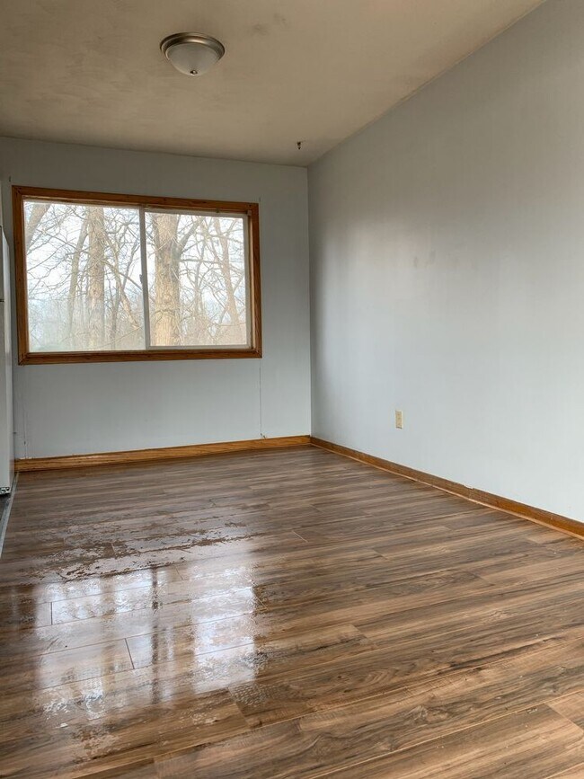 Foto del edificio - 3872 Cottage Grove Rd