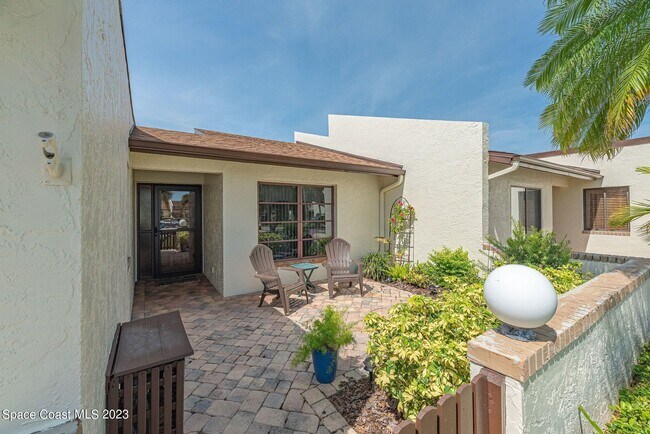 Foto del edificio - 440 Hawthorne Ct