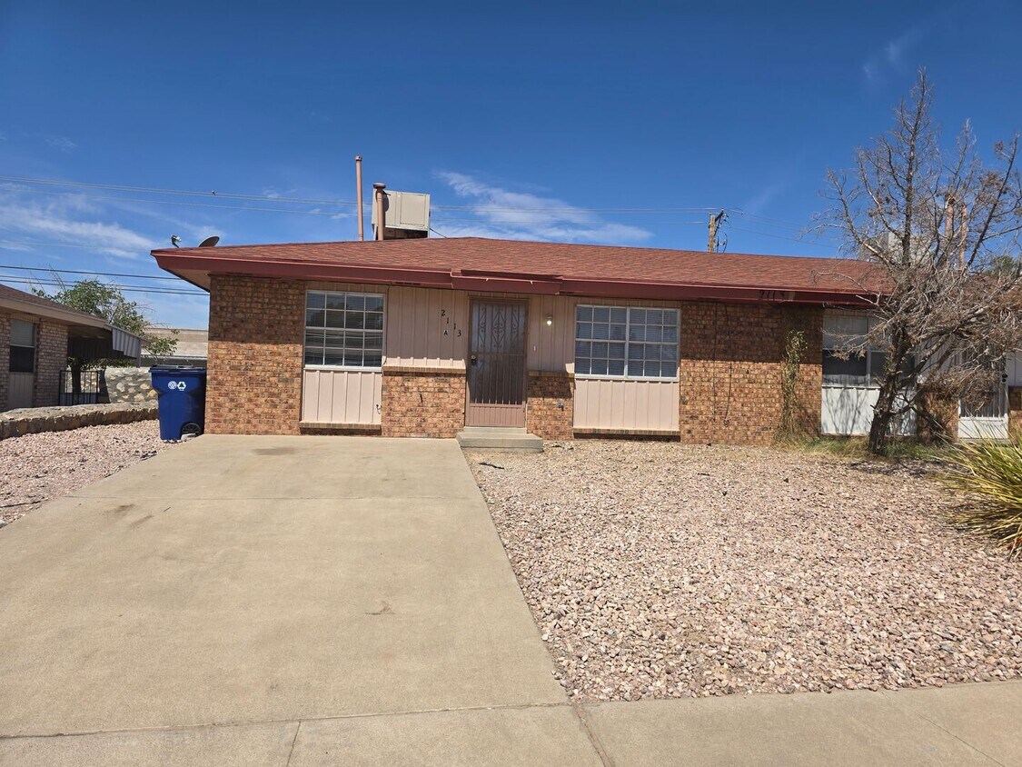 Foto principal - AFFORDABLE EASTSIDE DUPLEX