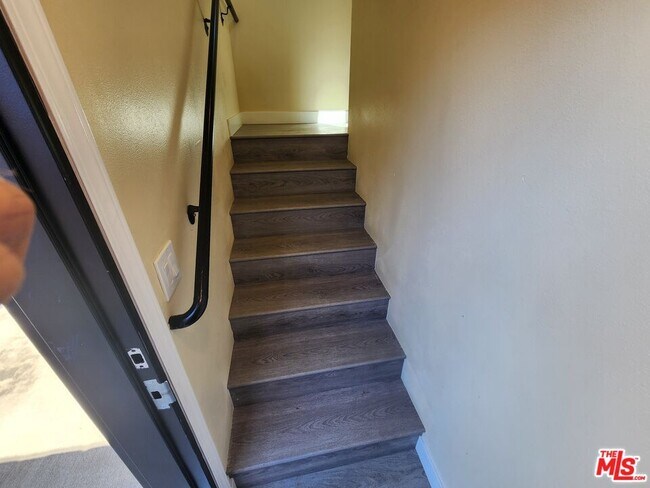 Foto del edificio - 7302 Mace Pl