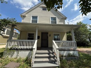 Building Photo - 2602 Vega Ave