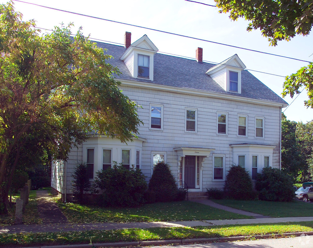 Foto del edificio - 16 Rockhill St