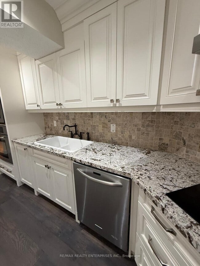 Photo du bâtiment - 50 Indian Valley Trail