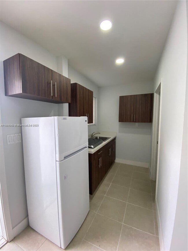 Building Photo - 430 NW 51st Ave