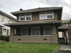 Foto principal - 8 Bedroom 2 Bathroom House 6 Parking Spots...
