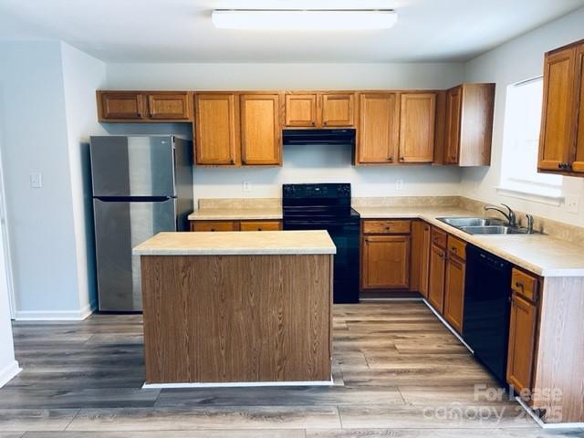 Foto del edificio - 1448 Jordans Pond Ln