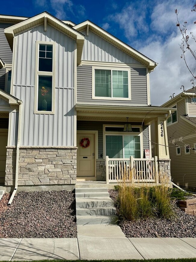 Building Photo - GORGEOUS HOME IN HIGHLY DESIRABLE BANNING LEWIS RANCH - Security Deposit Waiver Available