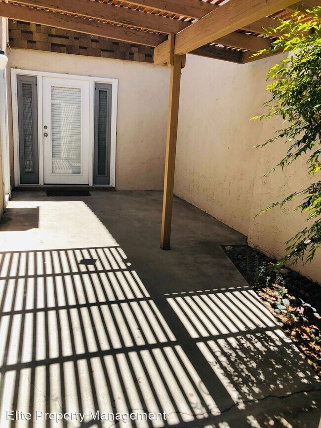 Foto del edificio - 2 br, 1.5 bath House - 535 Sydnor Ave