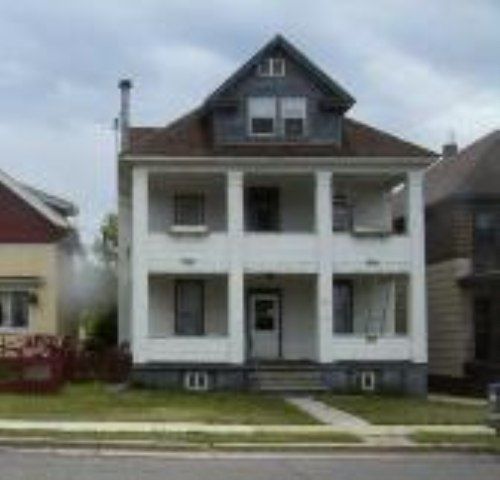 Primary Photo - 620 Jones St