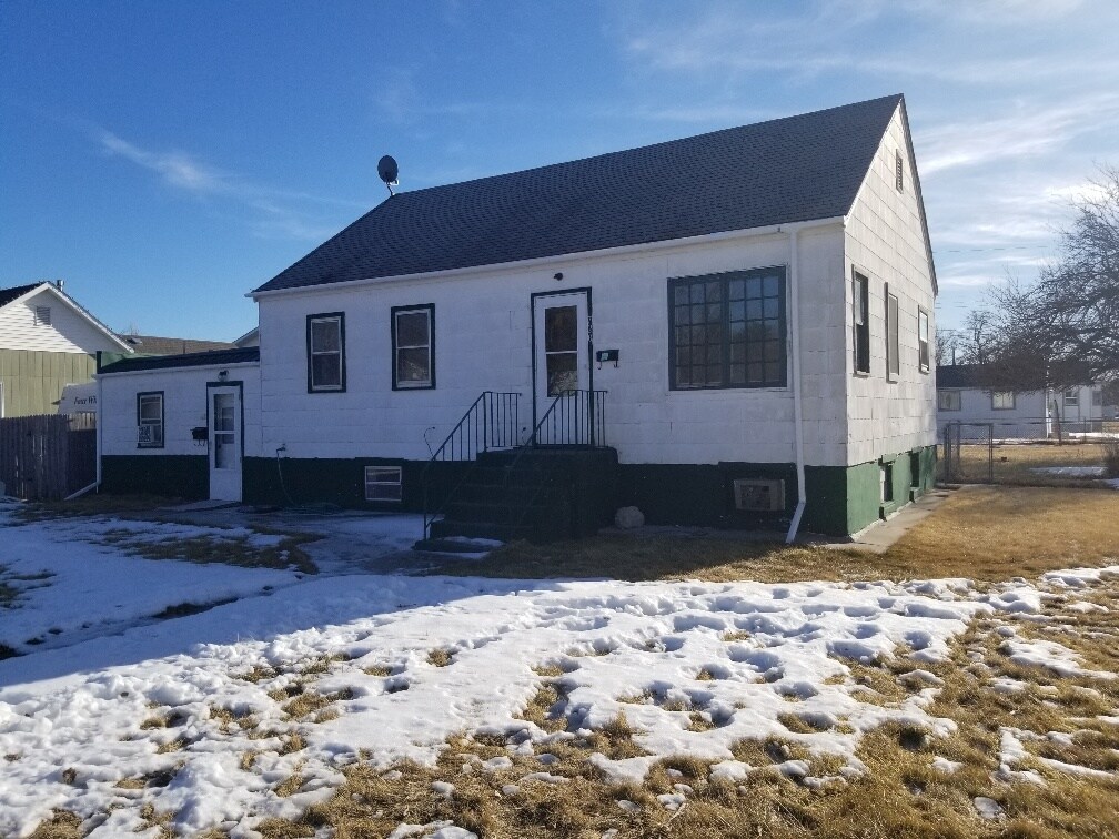 Primary Photo - 720 W 11th St