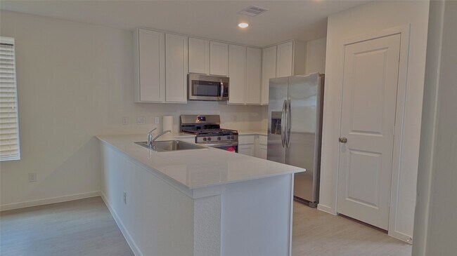 Foto del edificio - 21702 Cottonwood Mdws Trl