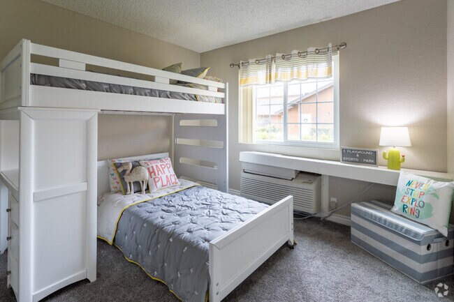 2HAB, 1BA - 801 ft² - Bella Park Apartments