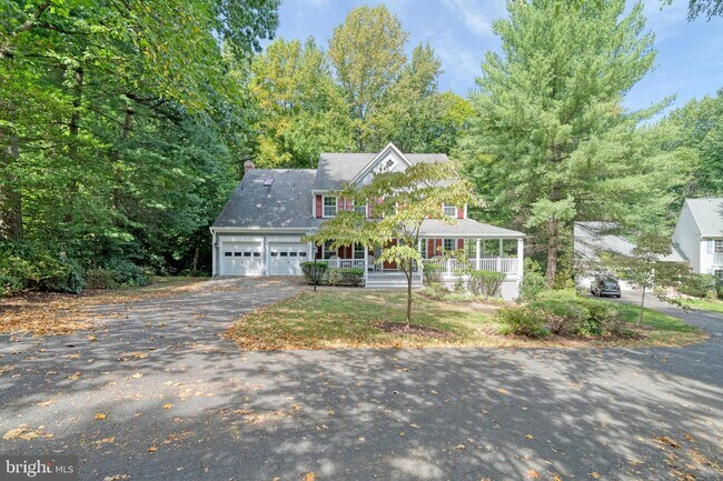 Building Photo - 11896 Fawn Ridge Ln