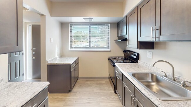 Townhome de 2 dormitorios, baño y medio - Riverwind at Chatham Park Drive