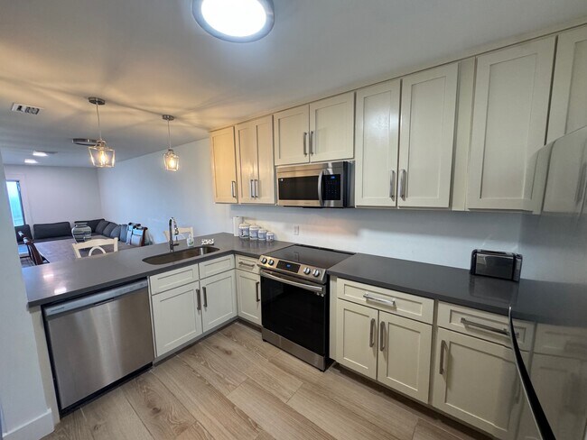 Foto del edificio - 11 Driftwood Rd