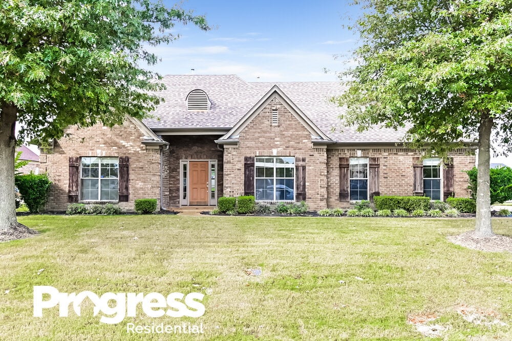 8177 Baron Dr, Olive Branch, MS 38654 House for Rent in Olive Branch