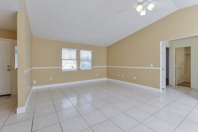 Foto del edificio - 1819 E Glancy Dr