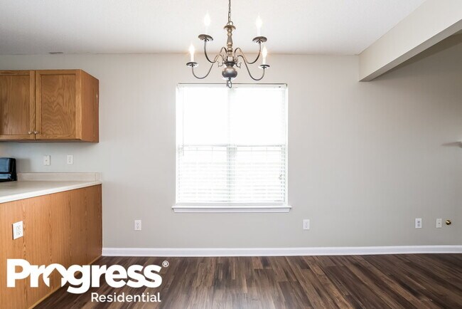 Foto del edificio - 311 Bainbridge Cir