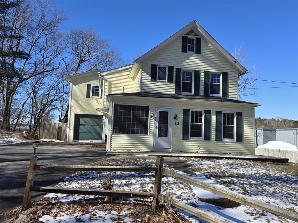 Foto principal - 25 Keefe Rd