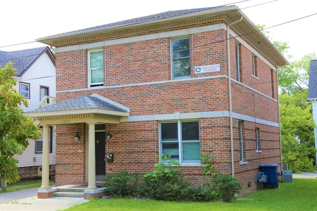 Building Photo - Available for Reservation 2026-27