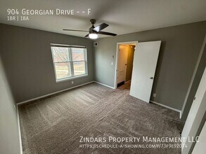 Building Photo - 904 Georgian Dr
