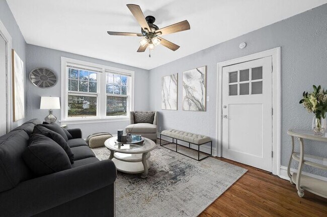 Foto del edificio - 1240-72 Hawthorne Pl