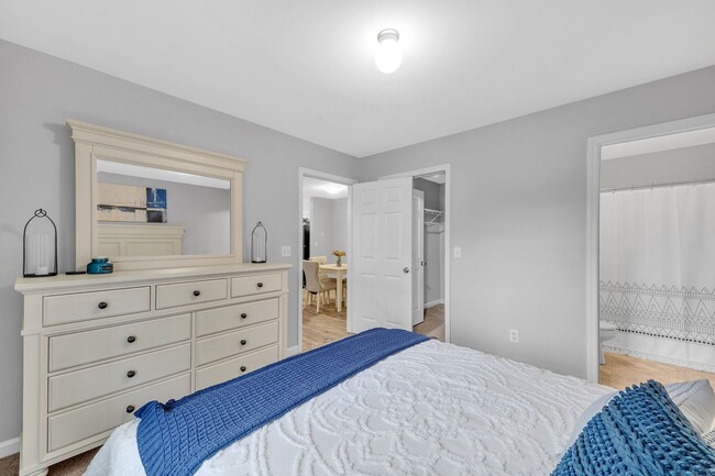 Building Photo - Spacious 1 Bedroom at Georgetown