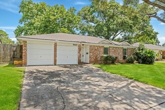 Building Photo - 9666 Windswept Ln