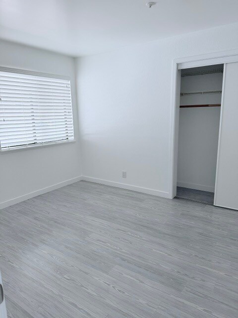 Foto del edificio - 606 Cedar Ct