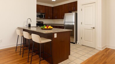 Building Photo - Bridgepoint at Bayonne