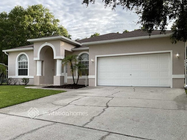 Building Photo - 11011 Lynn Lake Cir