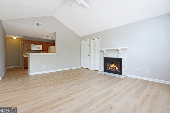 Foto del edificio - 901 Wentworth Ct