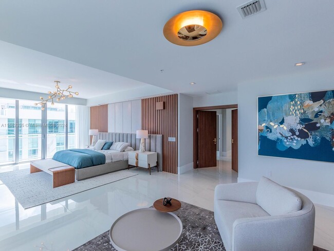 Foto del edificio - 330 Sunny Isles Blvd