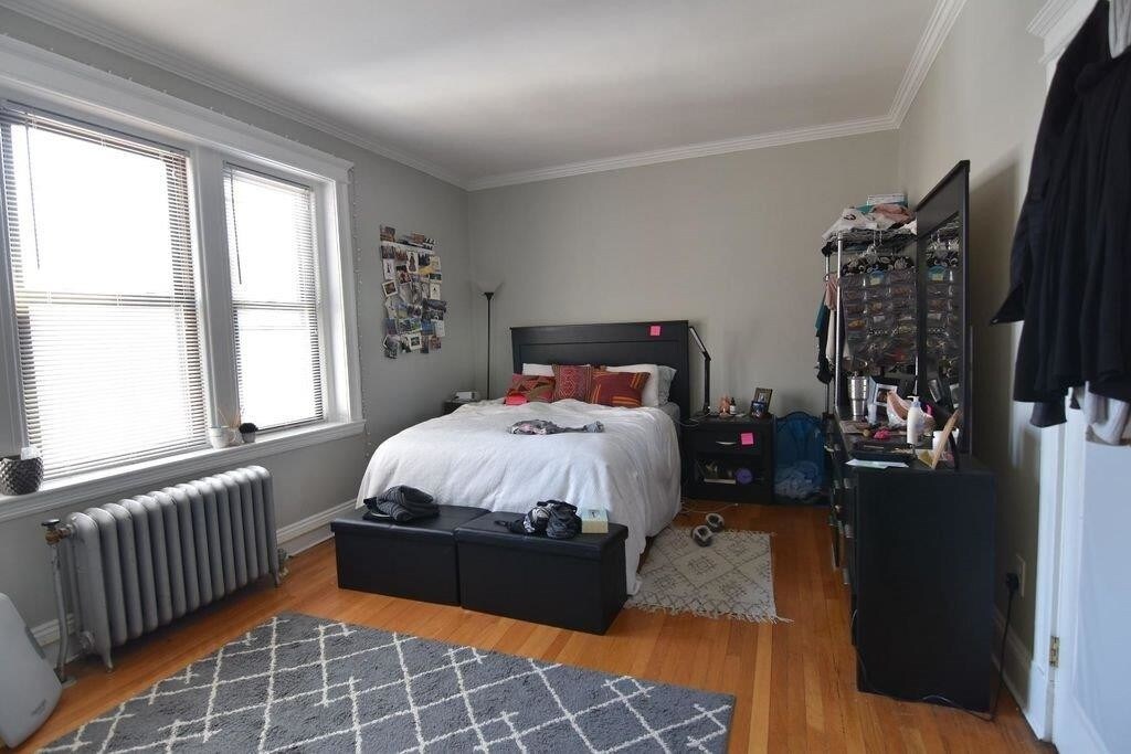Primary Photo - 12 Green St
