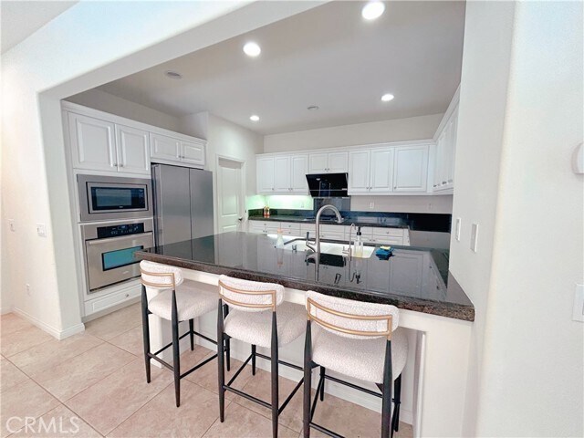 Foto del edificio - 15823 Elfin Forest Ave
