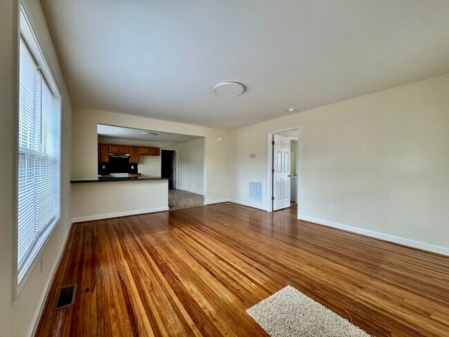 Foto del edificio - 513 N Elizabeth Ave