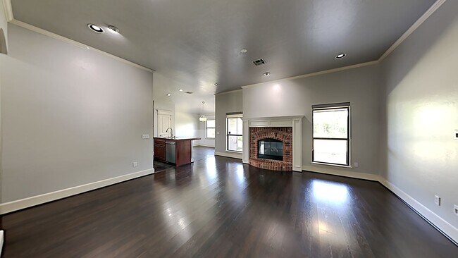 Building Photo - Spectacular 3 Bedroom 2 Bathroom + Study in Deer Creek Schools (Neighborhood Park)