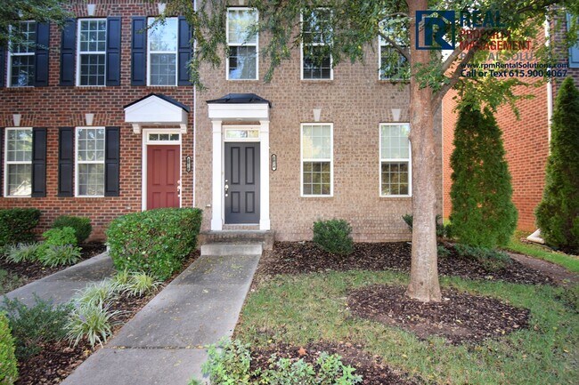 Foto del edificio - Gorgeous luxury 2BD/2.5BA M'boro townhome ...