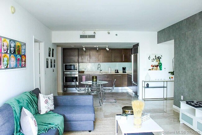 Foto del edificio - 485 Brickell Ave