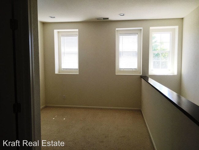 Building Photo - 2668 Woodfield Way