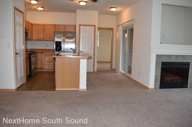 Foto del edificio - 2 br, 2 bath House - 1389 Hudson St