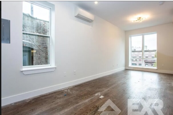 Foto del edificio - 799 Ocean Ave