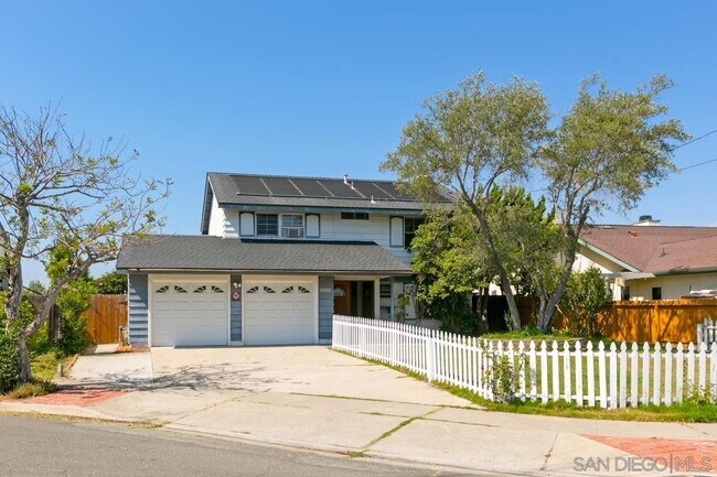 Foto del edificio - 4666 Baxter Ct